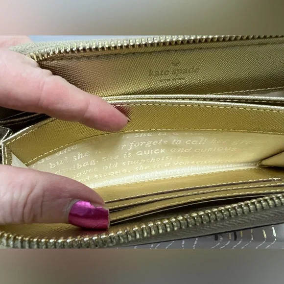 Kate Spade Storybook Gold Wallet EUC - Picture 7 of 10